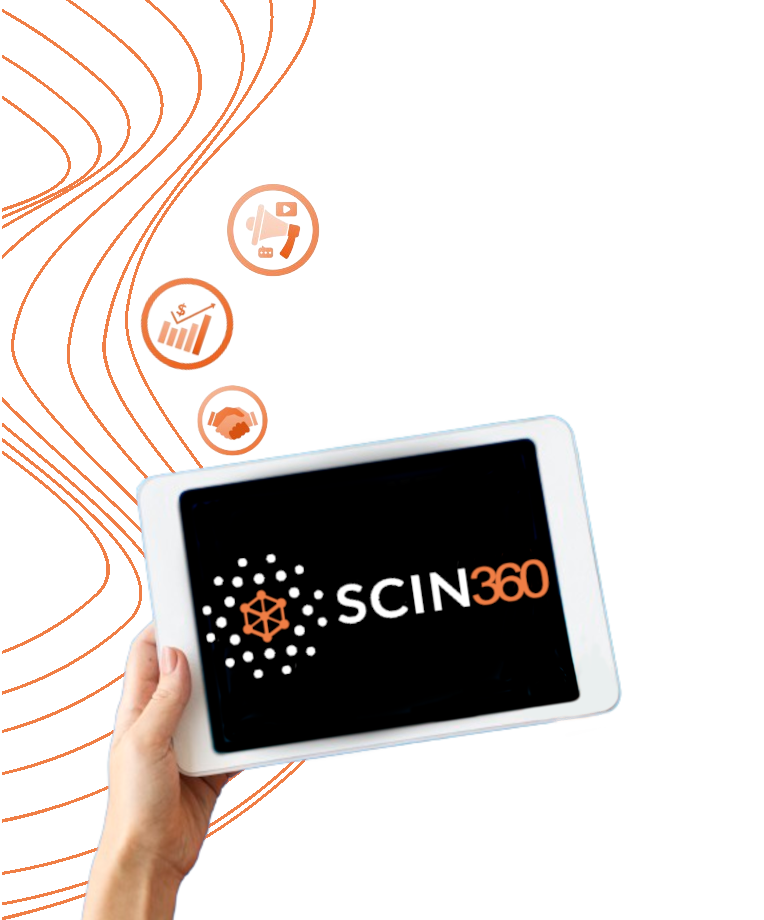 illustration main humaine tenant une tablette avec logo orange SCIN360; vague graphique orange et pictogramme orange pour CRM